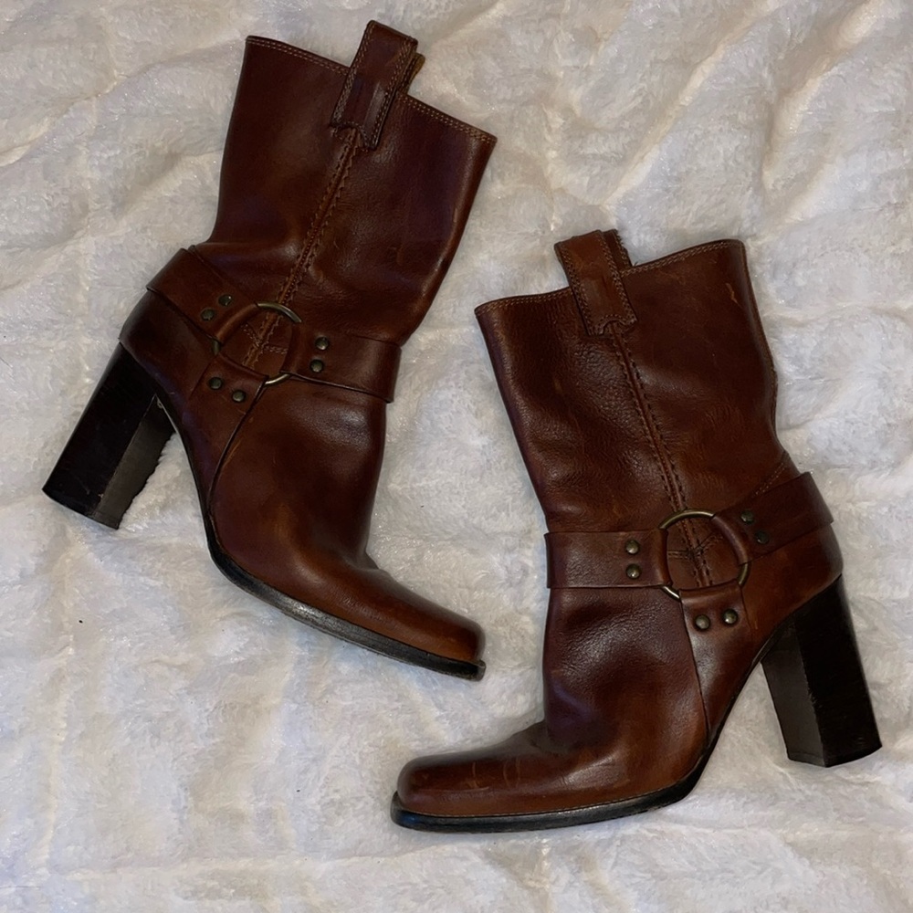 MICHAEL KORS DISTRESSED OILED LEATHER HARNESS LOW CALF BOOTS HEELS